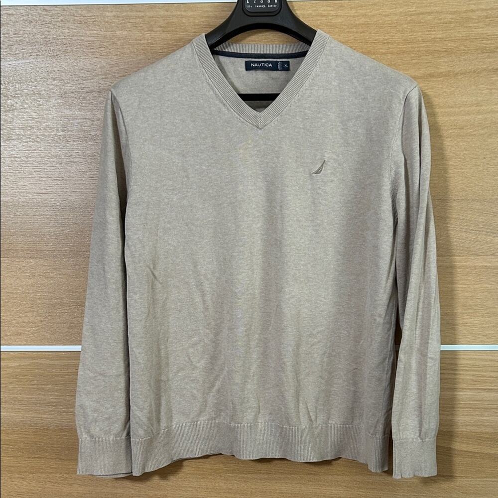 Nautica Men's Sz XL tan V-Neck classic tight knit pullover Sweater